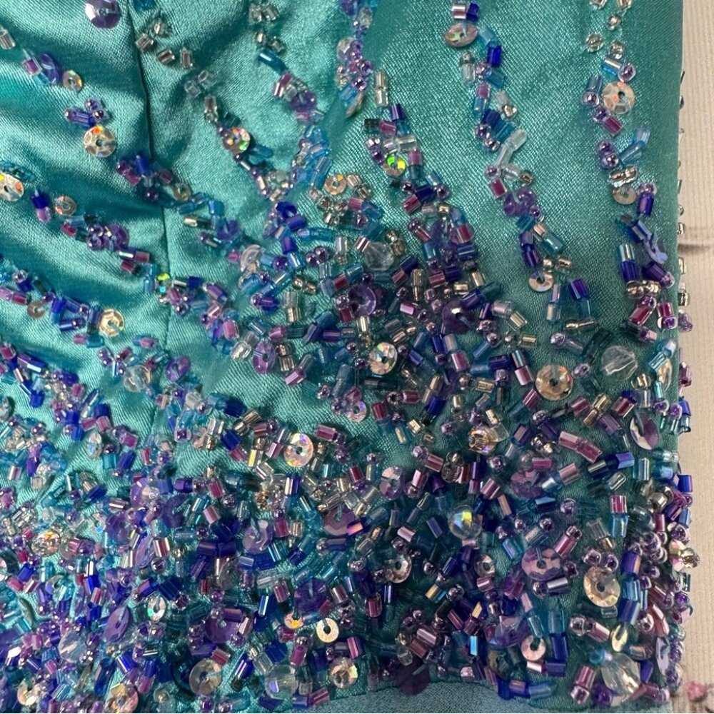 Alyce designs dress gown fairy beaded embroidered ruffle frills mermaid 🧜‍♀️ - Picture 4 of 16